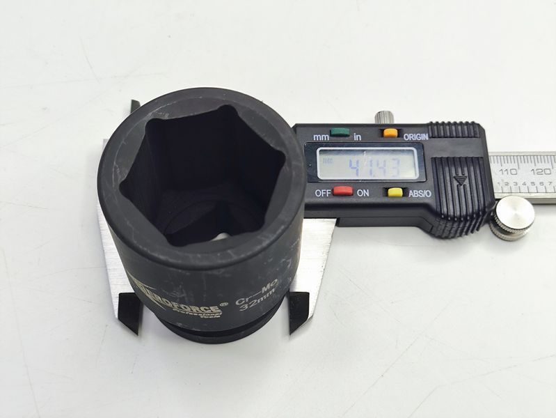 Головка ударна 6-гранна 32 мм 3/4" Aeroforce D2832 D2832 фото