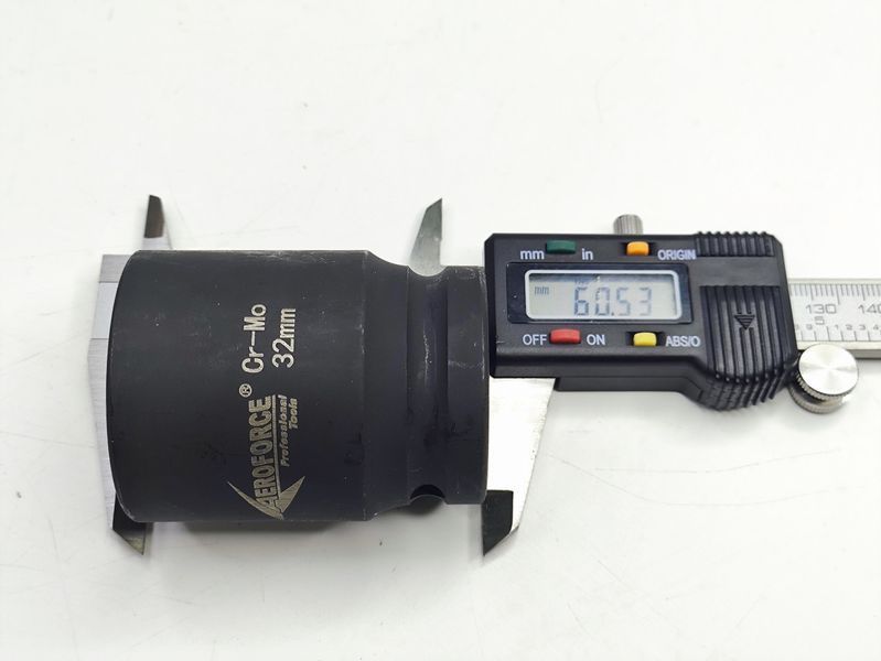 Головка ударна 6-гранна 32 мм 3/4" Aeroforce D2832 D2832 фото