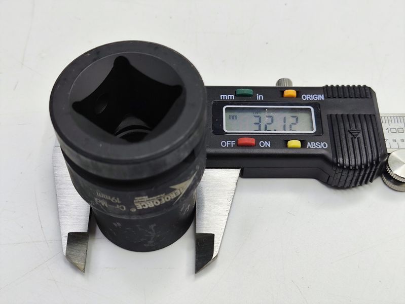 Головка ударна 6-гранна 19 мм 3/4" Aeroforce D2819 D2819 фото